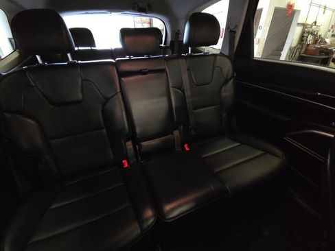 Used 2024 Kia Telluride LX AWD/4WD image 22