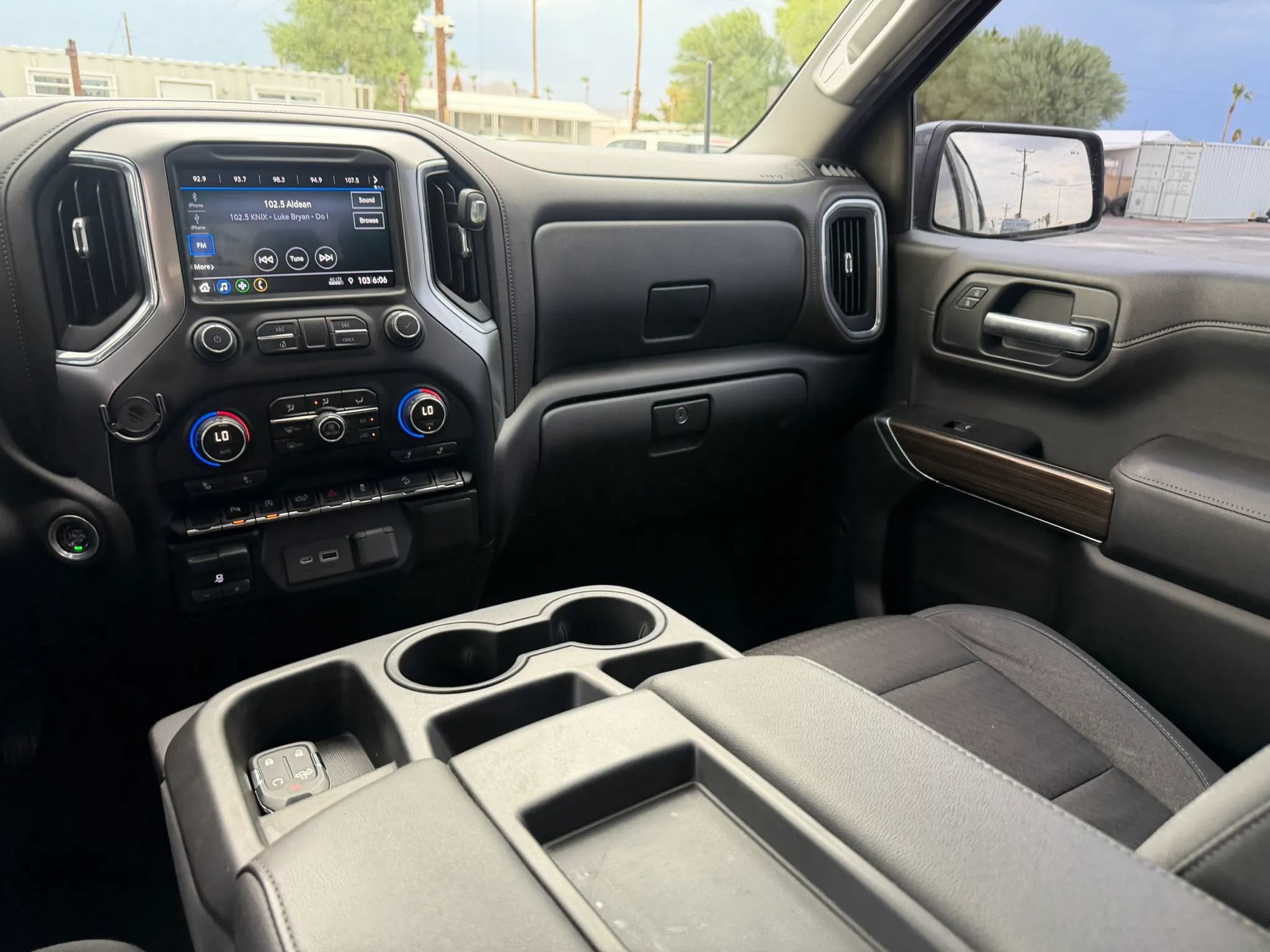 Used 2019 Chevrolet Silverado 1500 RST w/ All-Star Edition AWD/4WD image 25