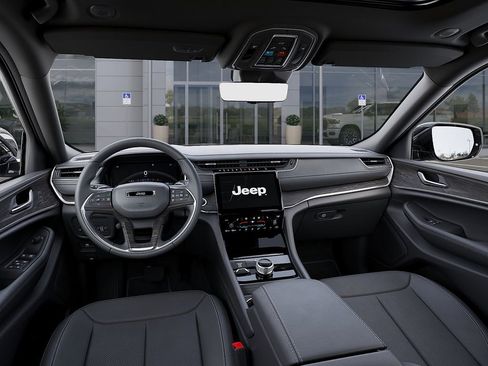 New 2025 Jeep Grand Cherokee L Limited w/ Luxury Tech Group II AWD/4WD image 14