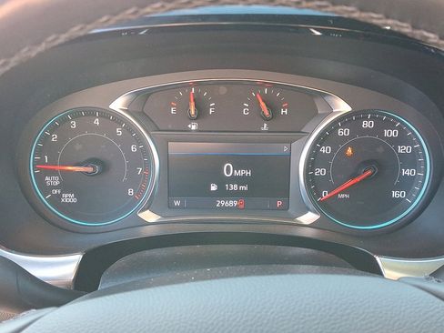 Used 2023 Chevrolet Traverse LT image 26