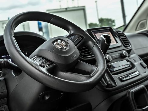 Used 2023 RAM ProMaster 2500 FWD image 15