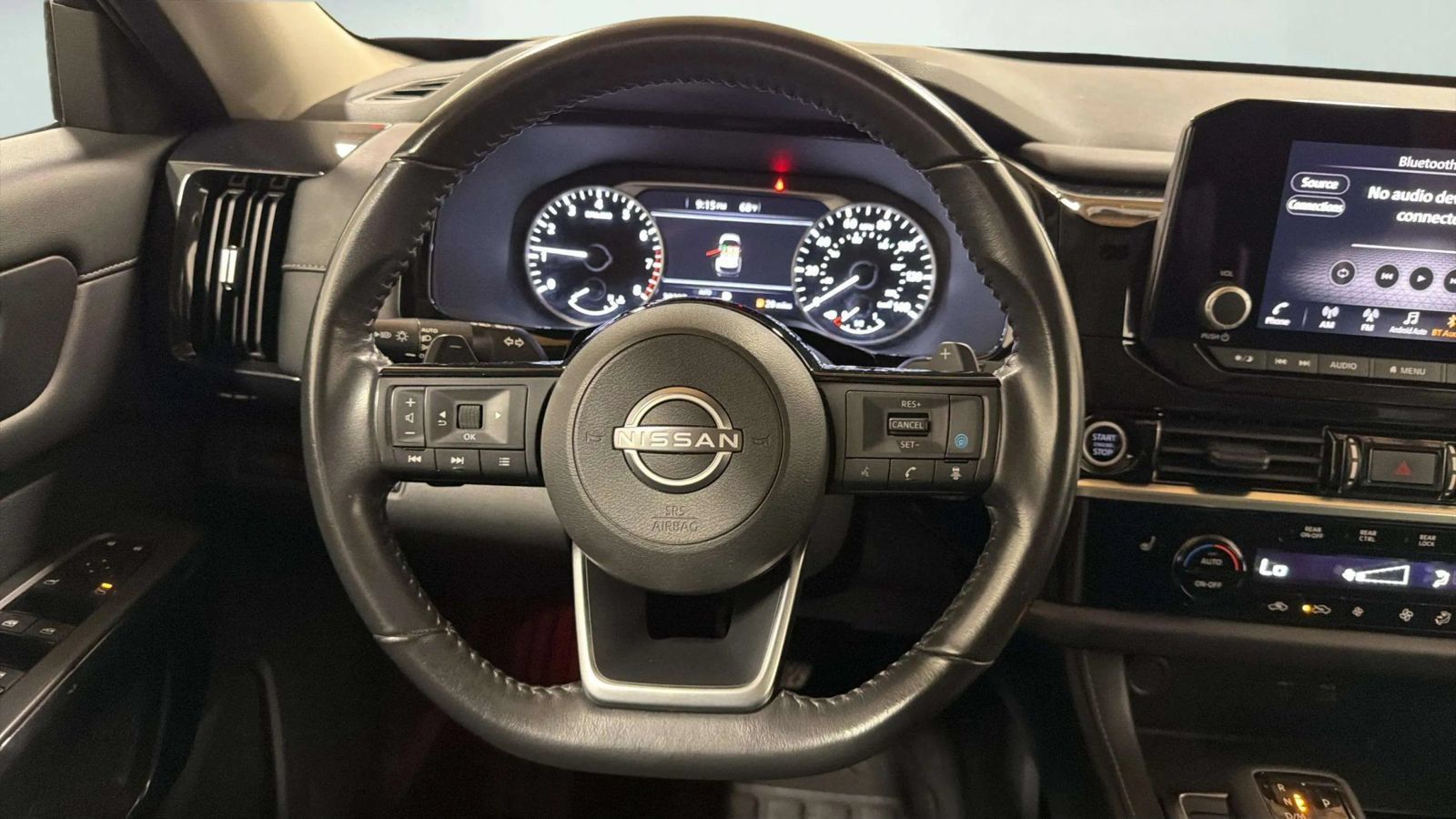 Used 2023 Nissan Pathfinder SV AWD/4WD image 27