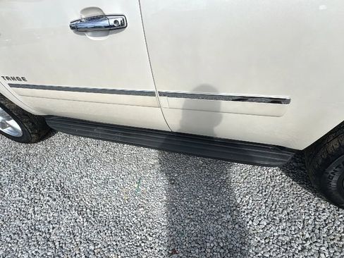 Used 2010 Chevrolet Tahoe LTZ image 6