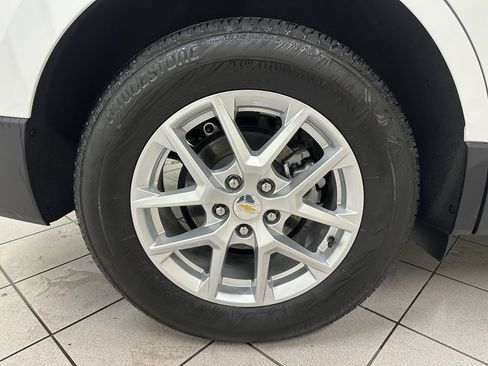 Certified 2024 Chevrolet Equinox LT w/ LPO, Floor Liner Package image 14