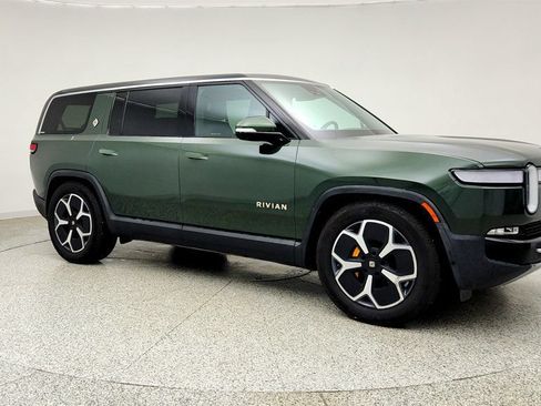 Used 2024 Rivian R1S Adventure AWD/4WD image 3