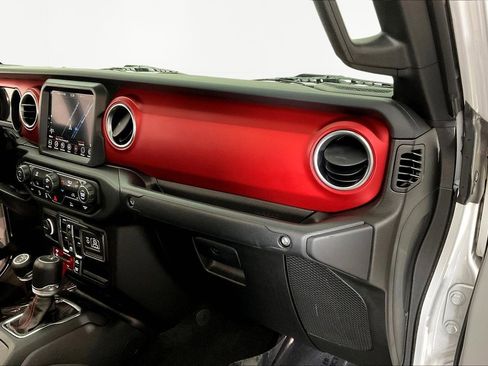 Used 2023 Jeep Gladiator Rubicon AWD/4WD image 26