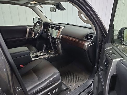 Used 2021 Toyota 4Runner Limited image 16
