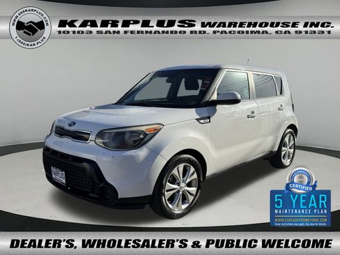 Used 2015 Kia Soul + image 1