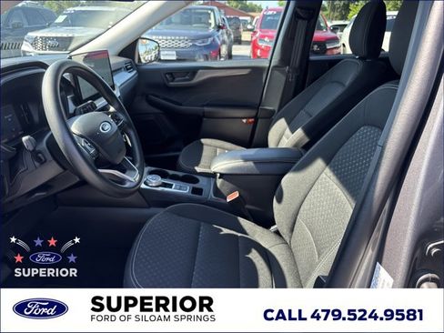 Used 2025 Ford Escape Active w/ Tech Pack #1 FWD image 13