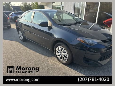 Used 2018 Toyota Corolla LE FWD image 1
