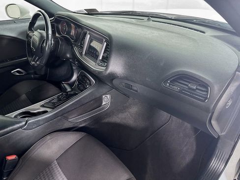 Used 2022 Dodge Challenger GT image 30