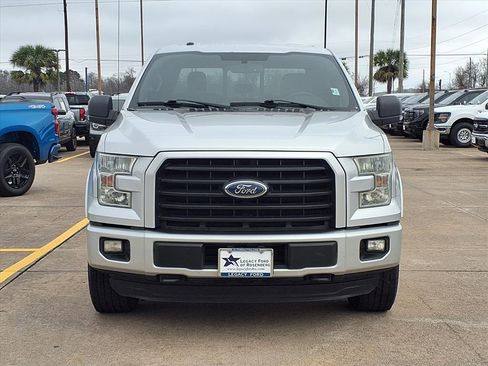 Used 2015 Ford F150 XLT w/ Equipment Group 302A Luxury image 6