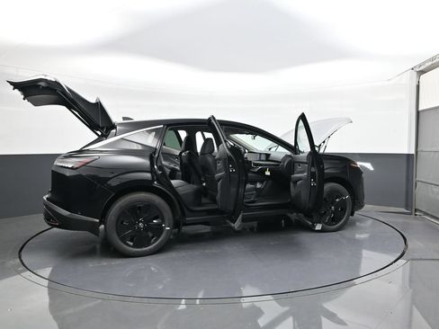 Used 2025 Nissan Murano SV FWD image 33
