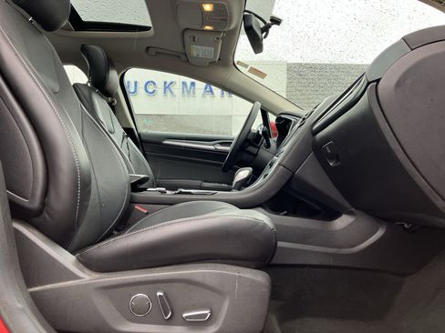 Used 2014 Ford Fusion Titanium FWD image 34