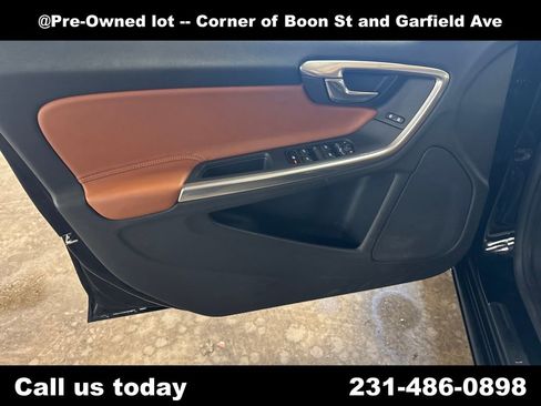 Used 2016 Volvo S60 T5 Premier w/ Convenience Package FWD image 14