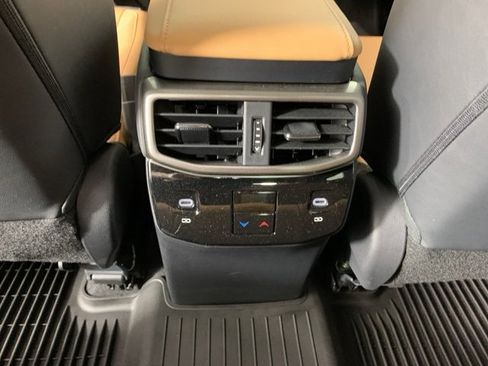 Used 2024 Lexus RX 350 Premium Plus w/ Convenience Package image 34