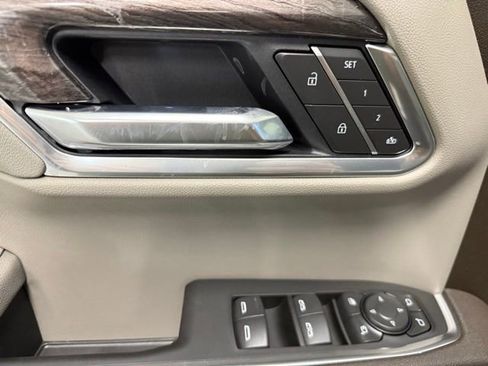 New 2026 Chevrolet Silverado 1500 LTZ w/ LTZ Premium Package image 14