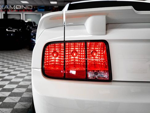 Used 2008 Ford Mustang GT RWD image 49