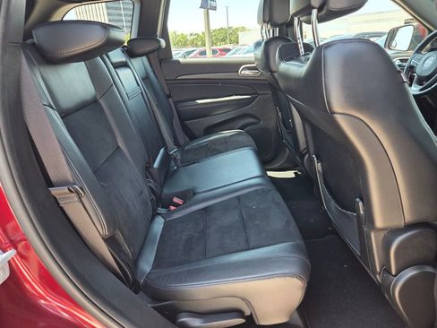 Used 2021 Jeep Grand Cherokee Laredo X RWD image 13
