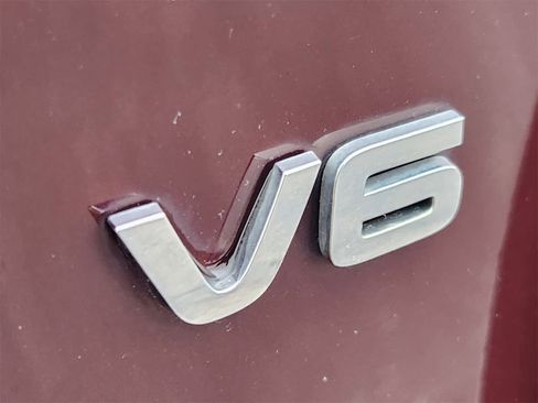 Used 2020 Kia Sorento S image 11