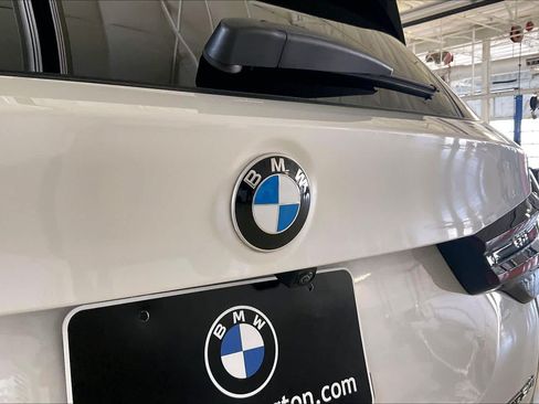 Used 2024 BMW X3 sDrive30i w/ M Sport Package RWD image 31