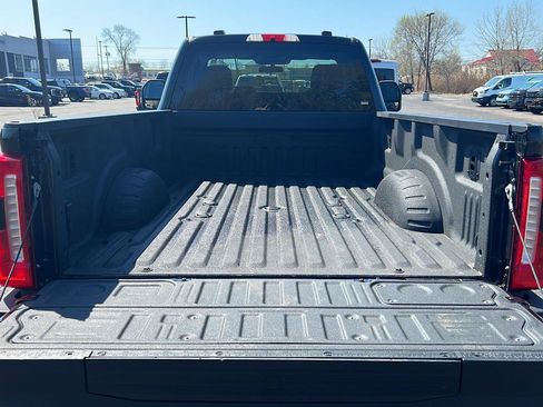Certified 2025 Ford F450 XLT w/ 360-Degree Camera Package AWD/4WD image 21