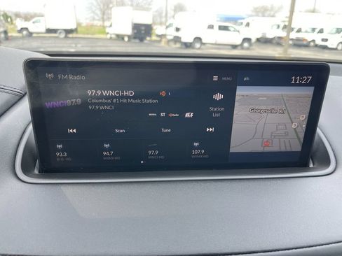 Used 2023 Acura MDX SH-AWD w/ Technology Package image 16