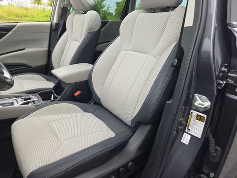 Certified 2023 Subaru Forester Premium AWD/4WD image 25