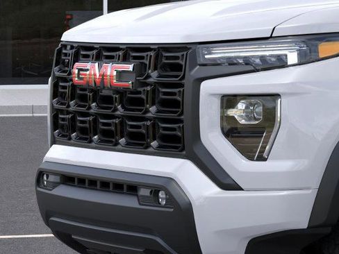 New 2026 GMC Canyon Elevation w/ Convenience Package image 30
