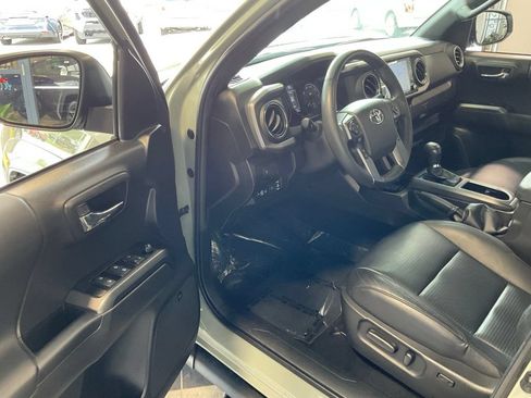 Certified 2023 Toyota Tacoma TRD Sport w/ TRD Premium Sport Package AWD/4WD image 9
