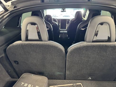 Used 2016 Tesla Model X 75D image 8
