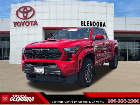 Certified 2025 Toyota Tacoma TRD Sport RWD image 4