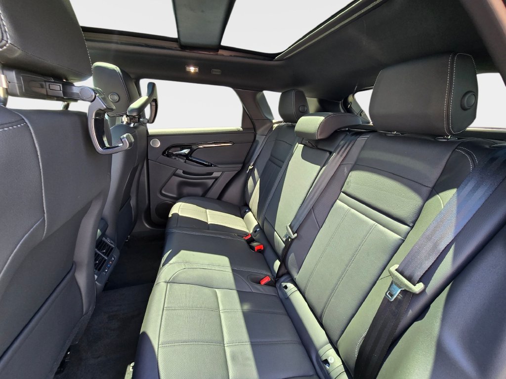 New 2026 Land Rover Range Rover Evoque Hoxton AWD/4WD image 14