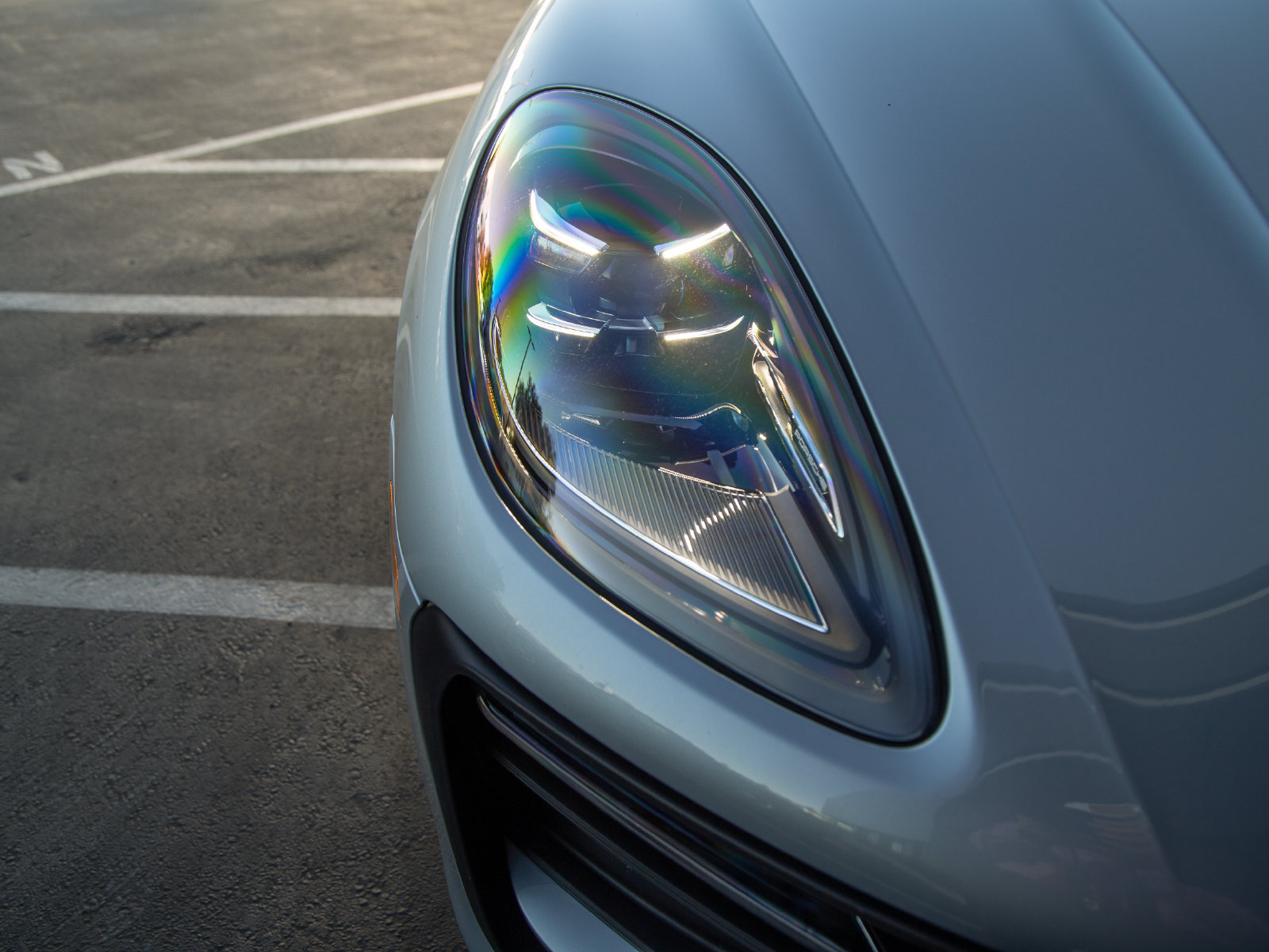 Certified 2026 Porsche Macan AWD/4WD image 13