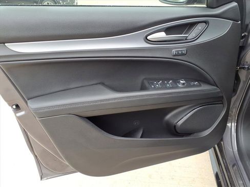 New 2025 Alfa Romeo Stelvio Sprint w/ Veloce Package image 17