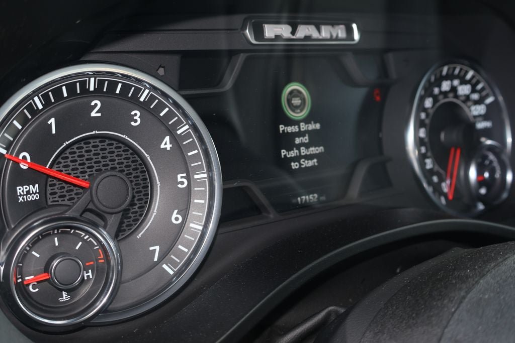 Used 2025 RAM 1500 Big Horn AWD/4WD image 18
