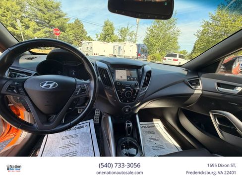 Used 2016 Hyundai Veloster Turbo w/ Option Group 04 FWD image 9
