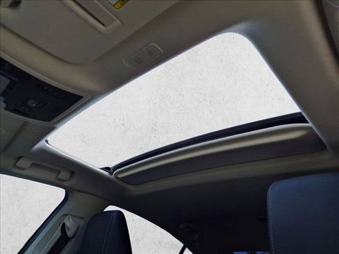 Used 2025 Lexus ES 300h w/ Premium Package FWD image 15