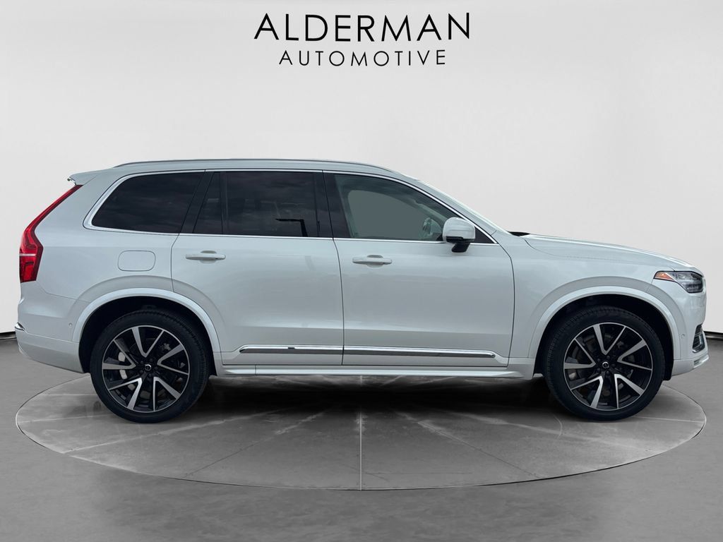 Used 2023 Volvo XC90 B6 Plus w/ Protection Package Premier AWD/4WD image 6
