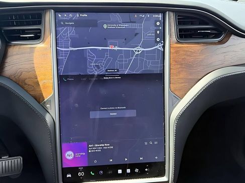 Used 2019 Tesla Model X Long Range AWD/4WD image 16