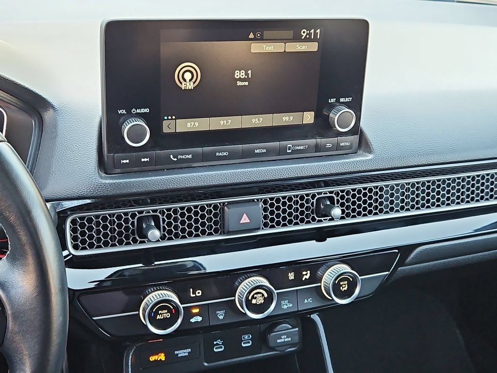Used 2025 Honda Civic Sport image 19