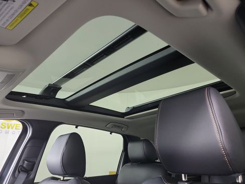 New 2026 MAZDA CX-90 Plug-In Hybrid w/Premium Sport image 22