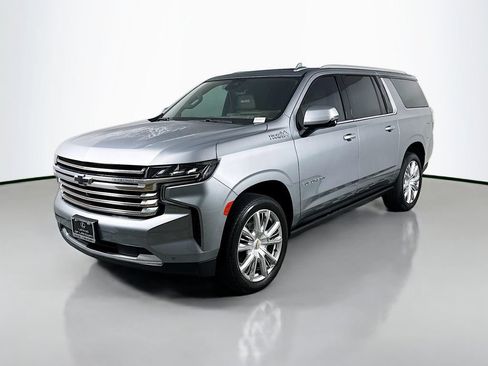 Used 2023 Chevrolet Suburban High Country w/ Premium Package 2 RWD image 1