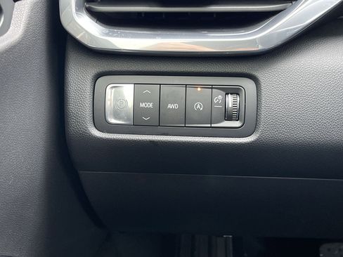 New 2026 GMC Acadia Denali w/ Super Cruise Package image 53