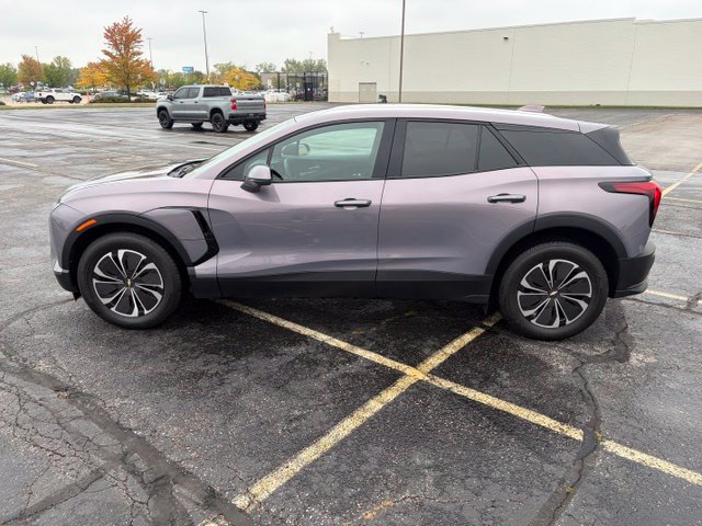 Used 2024 Chevrolet Blazer EV LT AWD/4WD image 3