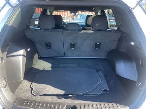 Used 2025 Chevrolet Equinox LT image 31