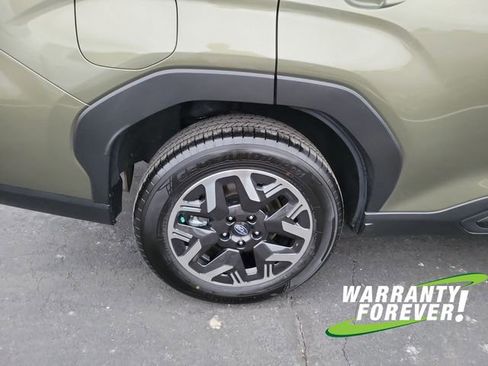 Certified 2025 Subaru Forester Premium image 21