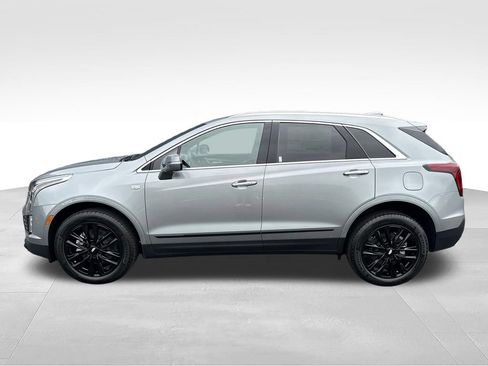 New 2026 Cadillac XT5 Luxury w/ LPO, ONYX Package FWD image 2