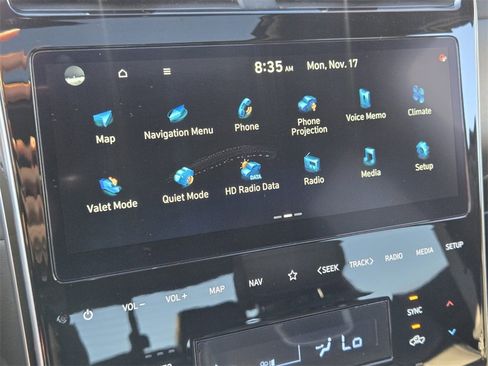 Used 2024 Hyundai Santa Cruz Limited image 21