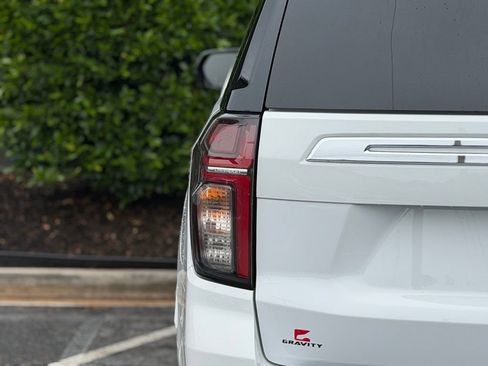 Used 2023 Chevrolet Tahoe LT w/ Luxury Package RWD image 15